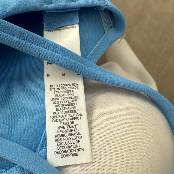 Nike NEW Zenvy strappy light support padded support bra - Picture 9 of 9